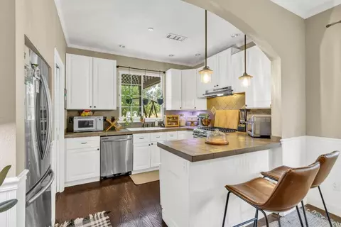 Kitchen - 8681 Berry Rd, Wilton, CA 95693 photo 9 of 11