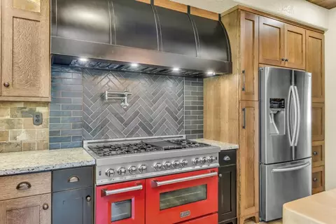 Kitchen - 8681 Berry Rd, Wilton, CA 95693 photo 4 of 11