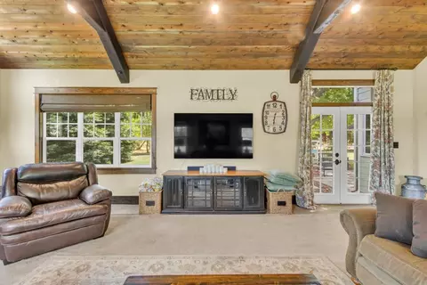 Living - 8681 Berry Rd, Wilton, CA 95693 photo 10 of 11