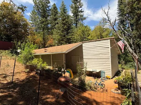 12261 E Bennett Rd, Grass Valley, CA 95945 photo 22
