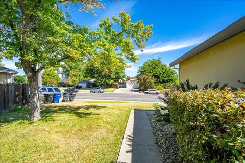 8494 Central Ave, Orangevale, CA 95662 photo 6