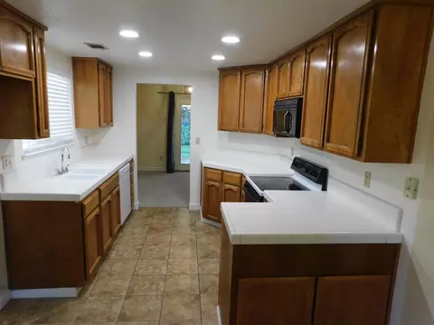 2504 Manor Oak Dr, Modesto, CA 95355 photo 23
