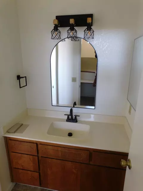 2504 Manor Oak Dr, Modesto, CA 95355 photo 33
