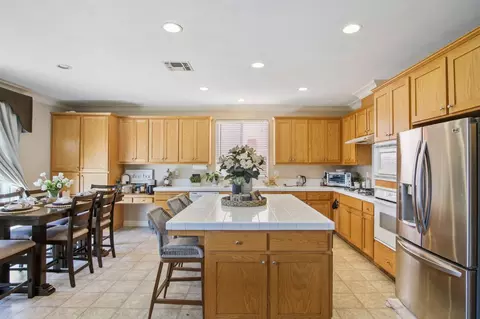 3880 Old Oak Dr, Ceres, CA 95307 photo 13