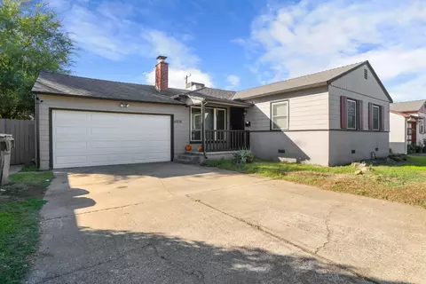 6038 Fruitridge Rd, Sacramento, CA 95820