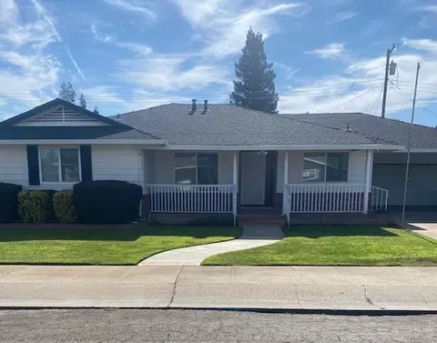 716 S Rose St, Lodi, CA 95240 photo 1
