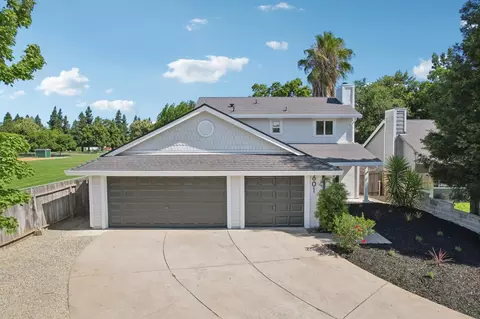 8601 Zircon Crest Ct, Elk Grove, CA 95624