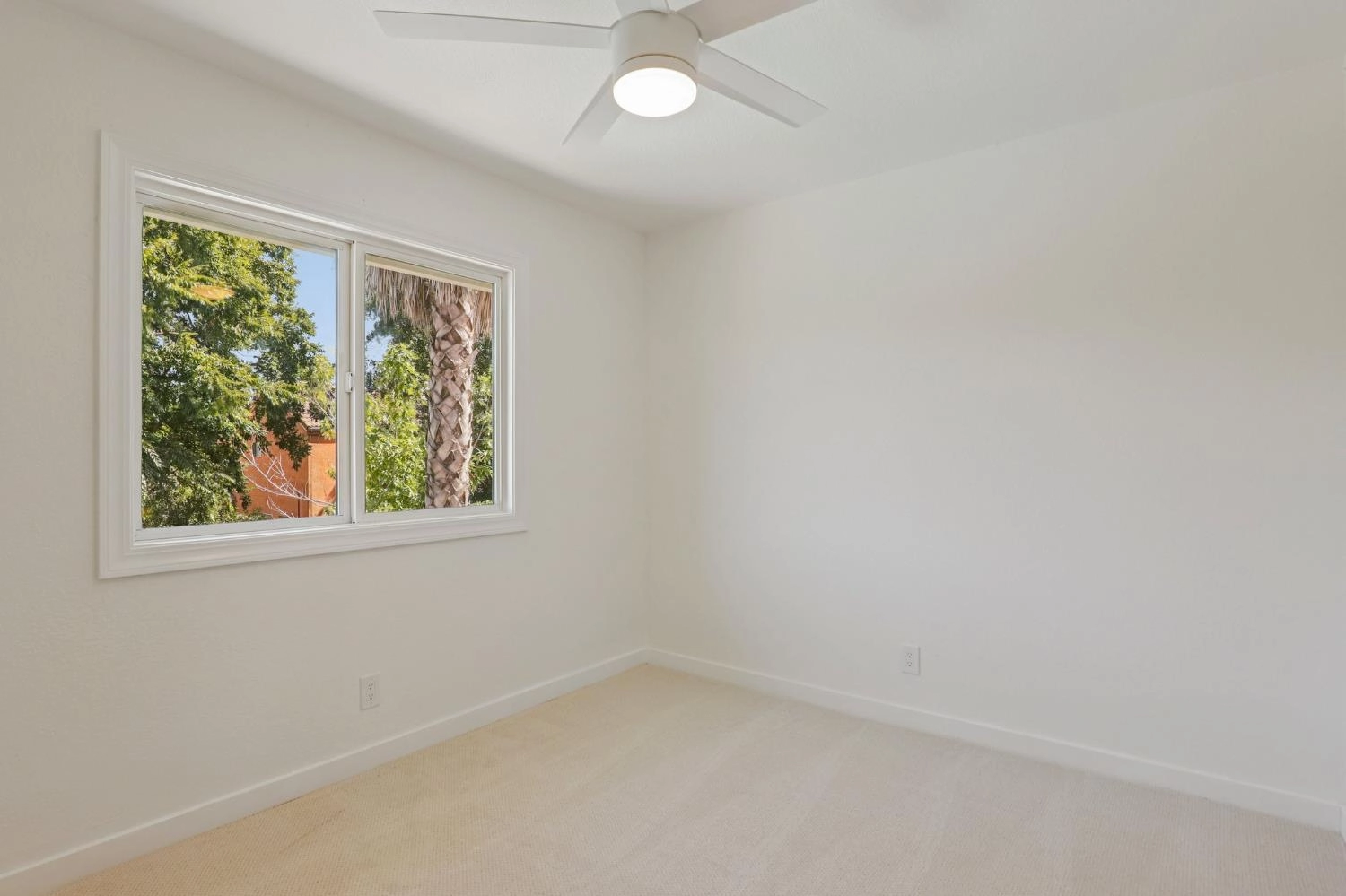 8601 Zircon Crest Ct, Elk Grove, CA 95624 | 27 Photos - Movoto