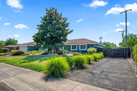 4529 Jan Dr, Carmichael, CA 95608 photo 7