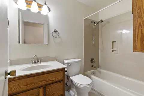 954 Woodrow St, Lodi, CA 95240 photo 22