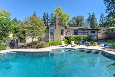 Exterior - 6800 Stanley Ave, Carmichael, CA 95608 photo 11 of 14