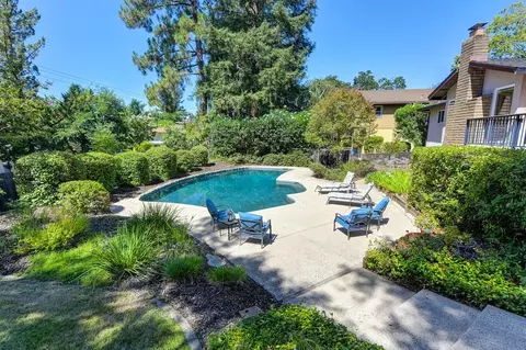 Exterior - 6800 Stanley Ave, Carmichael, CA 95608 photo 9 of 14