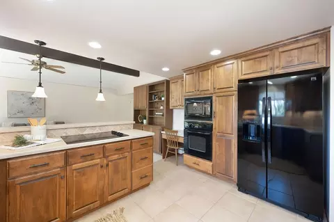 Kitchen - 6800 Stanley Ave, Carmichael, CA 95608 photo 4 of 7