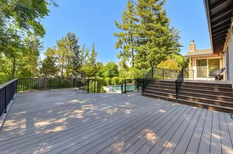 Exterior - 6800 Stanley Ave, Carmichael, CA 95608 photo 7 of 14