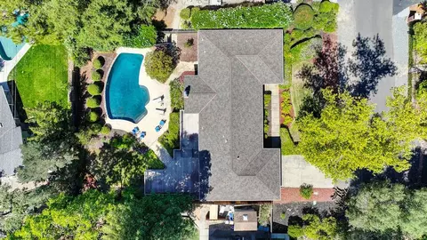 View/Area - 6800 Stanley Ave, Carmichael, CA 95608 photo 3 of 4