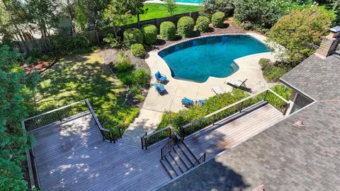 Exterior - 6800 Stanley Ave, Carmichael, CA 95608 photo 3 of 14