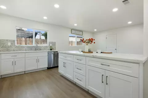 Kitchen - 4624 Flint Ave, Salida, CA 95368 photo 2 of 3