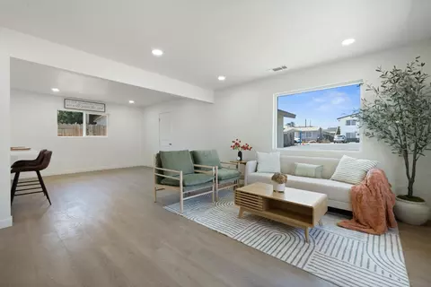 Living - 4624 Flint Ave, Salida, CA 95368 photo 2 of 4