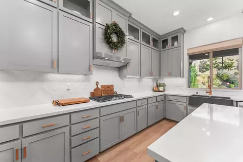 Kitchen - 2282 Ranch View Dr, Rocklin, CA 95765 photo 2 of 7