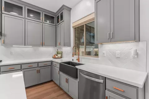 Kitchen - 2282 Ranch View Dr, Rocklin, CA 95765 photo 4 of 7