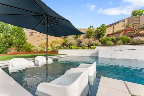 Exterior - 2282 Ranch View Dr, Rocklin, CA 95765 photo 9 of 20