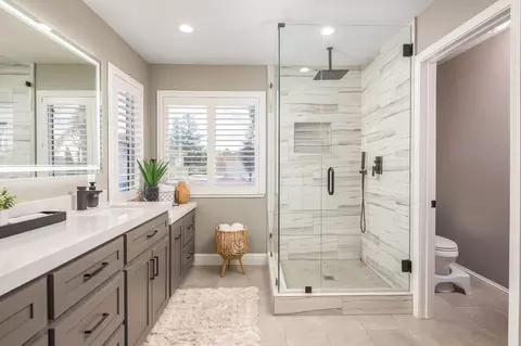 Bath - 1774 Ruth Dr, Ripon, CA 95366 photo 3 of 4