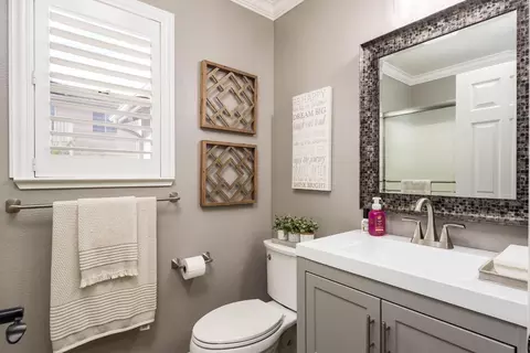 Bath - 1774 Ruth Dr, Ripon, CA 95366 photo 1 of 4