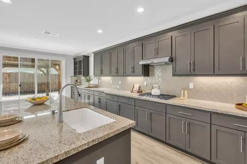 Kitchen - 246 Brooks St, Lodi, CA 95240 photo 5 of 6