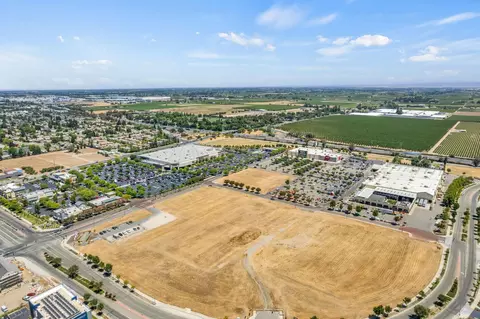 View/Area - 246 Brooks St, Lodi, CA 95240 photo 4 of 4