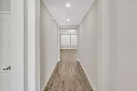Entry Way - 246 Brooks St, Lodi, CA 95240 photo 1 of 4