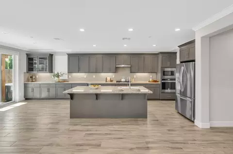 Kitchen - 246 Brooks St, Lodi, CA 95240 photo 2 of 6