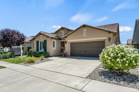 Exterior - 246 Brooks St, Lodi, CA 95240 photo 3 of 7