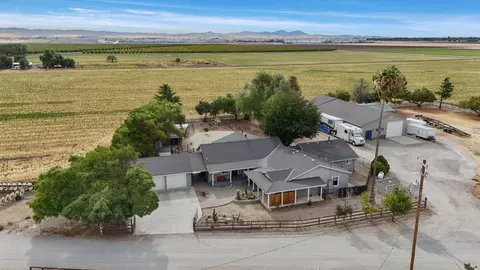 View/Area - 25201 S Lammers Rd, Tracy, CA 95377 photo 8 of 13