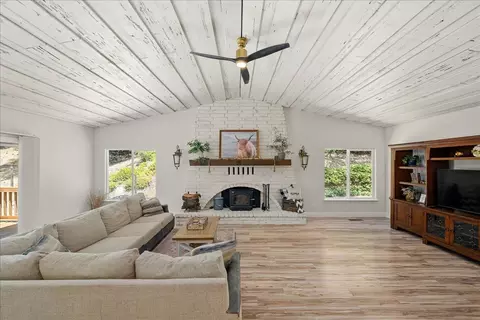 1051 Cerro Vista Dr, Applegate, CA 95703 photo 2