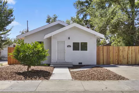 3822 47th St, Sacramento, CA 95820