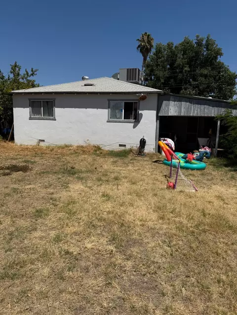 7181 Pine, Winton, CA 95388 photo 9