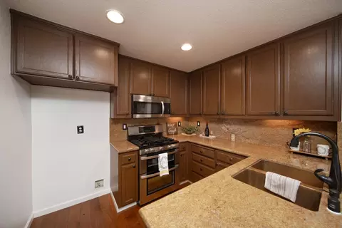 Kitchen - 2192 Wildflower Ct, Tracy, CA 95376 photo 2 of 3