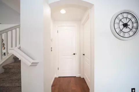 Entry Way - 2192 Wildflower Ct, Tracy, CA 95376 photo 3 of 3