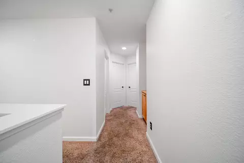 Entry Way - 2192 Wildflower Ct, Tracy, CA 95376 photo 2 of 3