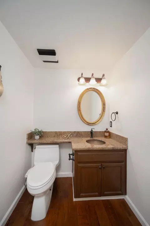 Bath - 2192 Wildflower Ct, Tracy, CA 95376 photo 3 of 3