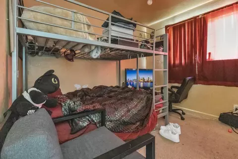 Bedroom - 500 Chestnut Ave, Tracy, CA 95376 photo 4 of 10
