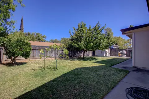 1904 Serena Ave, Modesto, CA 95355 photo 32