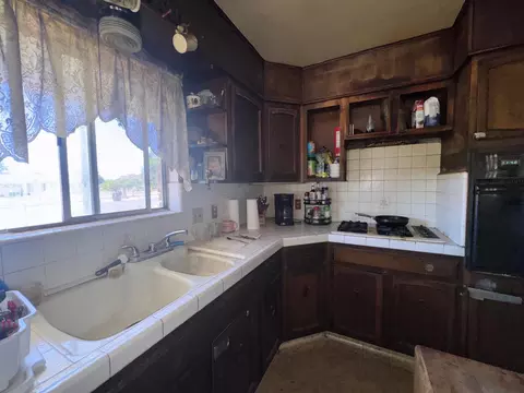 619 E Watters Rd, French Camp, CA 95231 photo 4