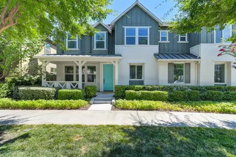3330 Dullanty Way, Sacramento, CA 95816