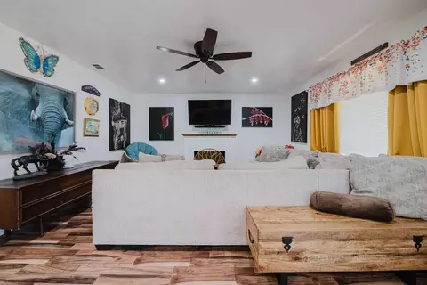 Living - 800 S Crescent Ave, Lodi, CA 95240 photo 4 of 4