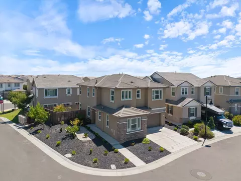 1432 Cheetah St, Rocklin, CA 95765 photo 3