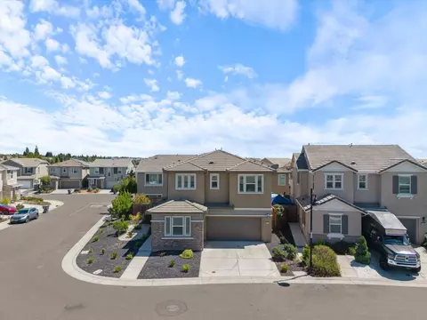 1432 Cheetah St, Rocklin, CA 95765 photo 2