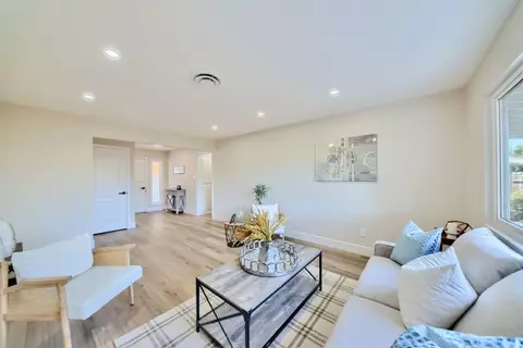 Living - 272 Ramona Way, Tracy, CA 95376 photo 6 of 6