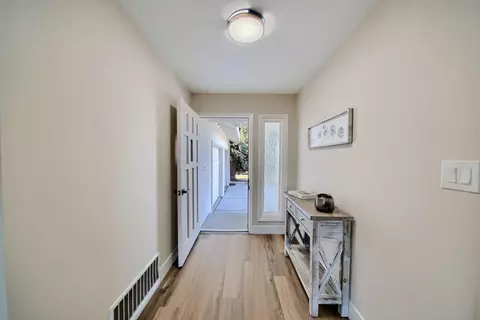 Entry Way - 272 Ramona Way, Tracy, CA 95376 photo 14 of 15