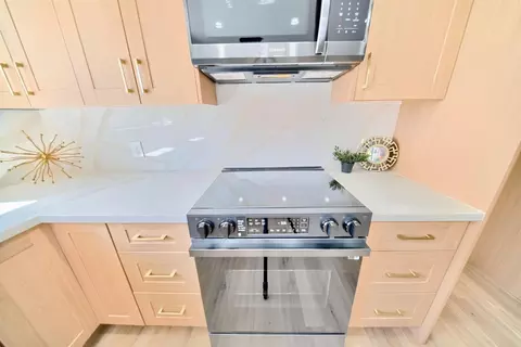 Kitchen - 272 Ramona Way, Tracy, CA 95376 photo 6 of 9